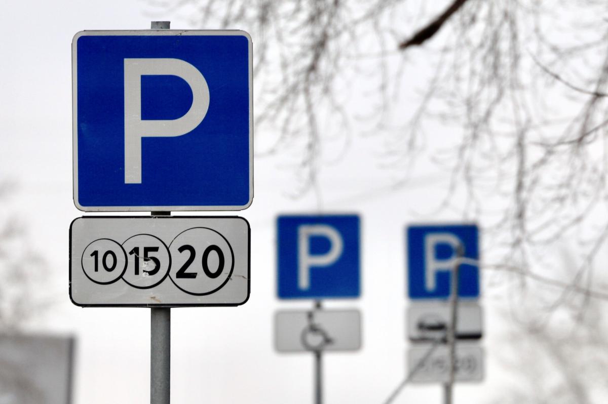 Смольный заготовил очередное расширение зоны платной парковки для петербуржцев на ноябрь