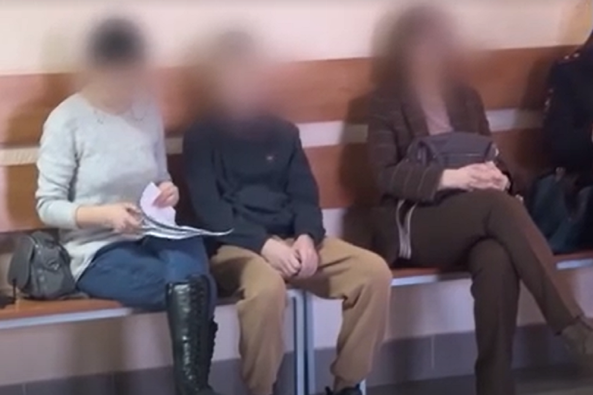 В Омской области ФСБ задержала подростка за поджог релейного шкафа