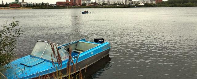 При опрокидывании лодки в Йошкар-Оле пропал 35-летний мужчина