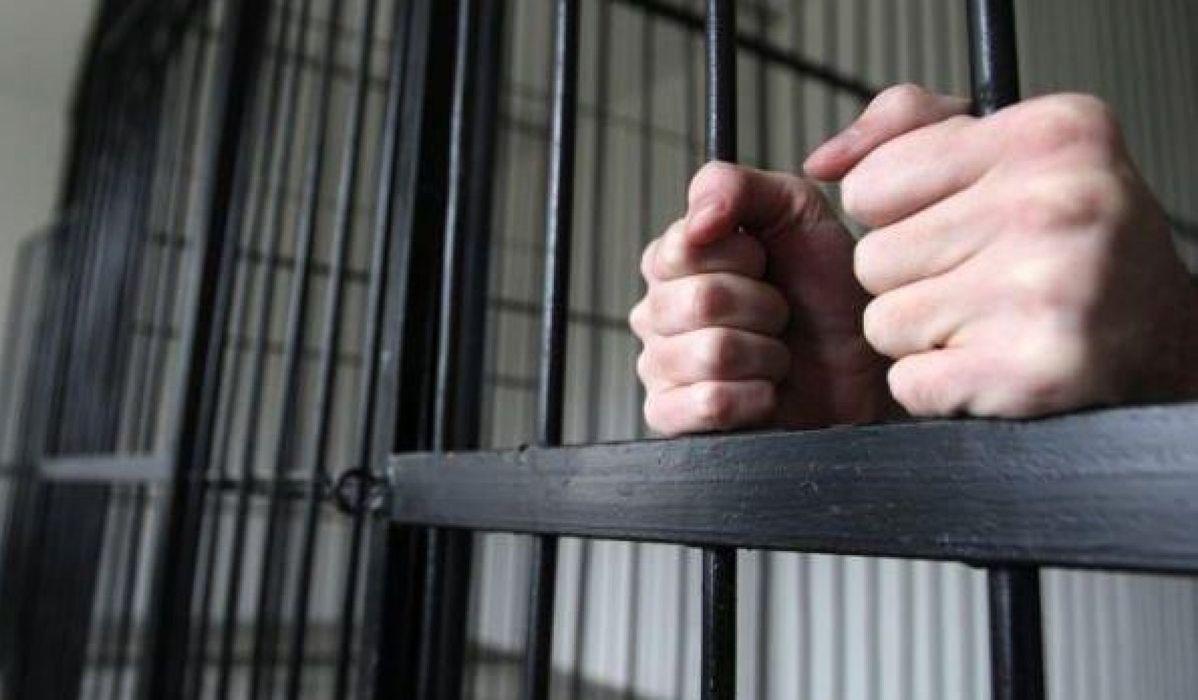 Жителя Астрахани осудили на три года за изнасилование знакомой
