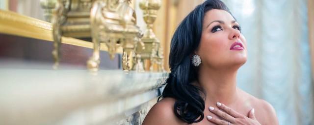 Opera singer Netrebko after condemned the special operation having fun abroad