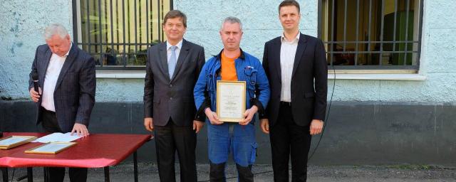 Работников завода «Бестром» поздравили накануне Дня машиностроителя