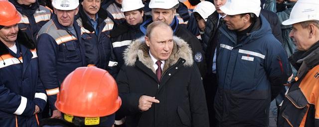 Владимир Путин посетил Крым в годовщину воссоединения с Россией