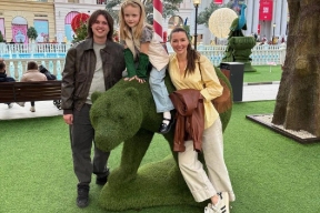 Анна Заворотнюк показала уникальные кадры с отдыха вместе с Петром Чернышёвым