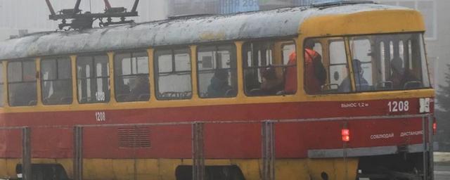В Барнауле пассажиры трамвая устроили потасовку с антимасочником