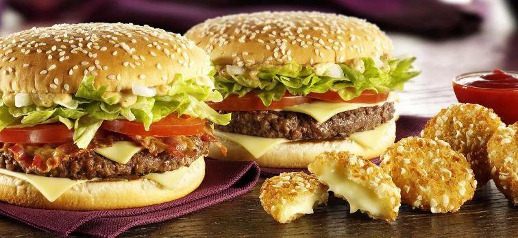 Пришедшая на смену McDonald’s сеть «Вкусно - и точка» пообещала вернуть «Биг тейсти»