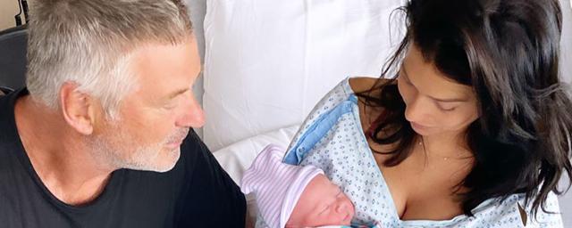 62-year-old Alec Baldwin became father for the sixth time
