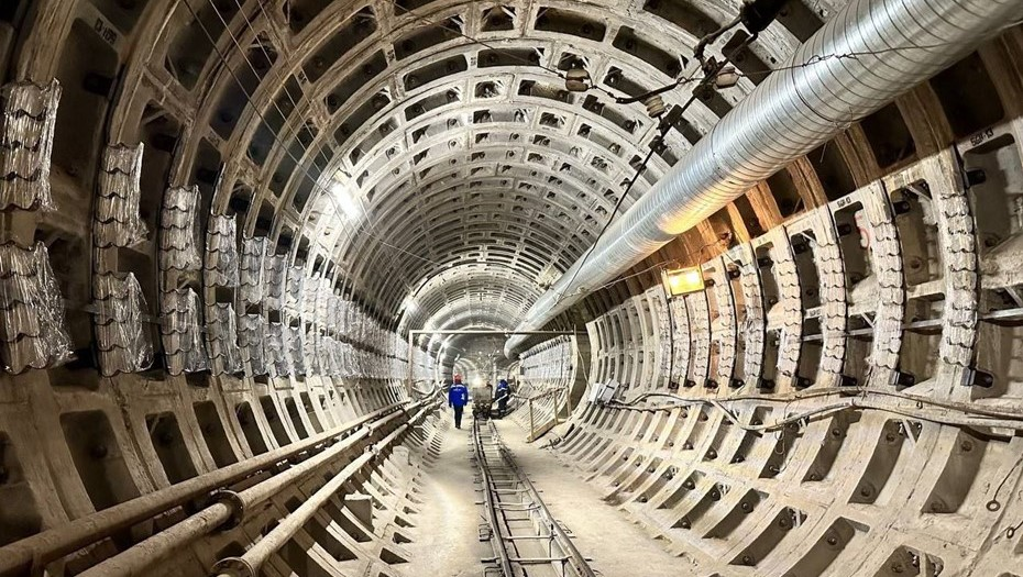 В Петербурге строить новые ветки метро «коричневой» линии будет «Ленметрогипротранс»