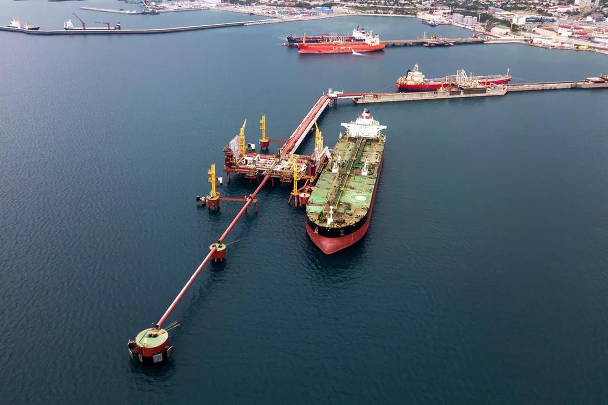 После поручения Путина Ространснадзор остановил работу пяти терминалов по перевалке нефти