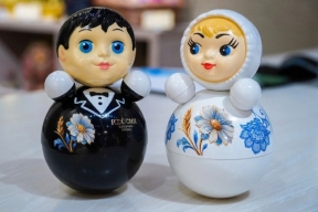 Котовские неваляшки станут сувенирами на Всероссийском свадебном фестивале в Москве