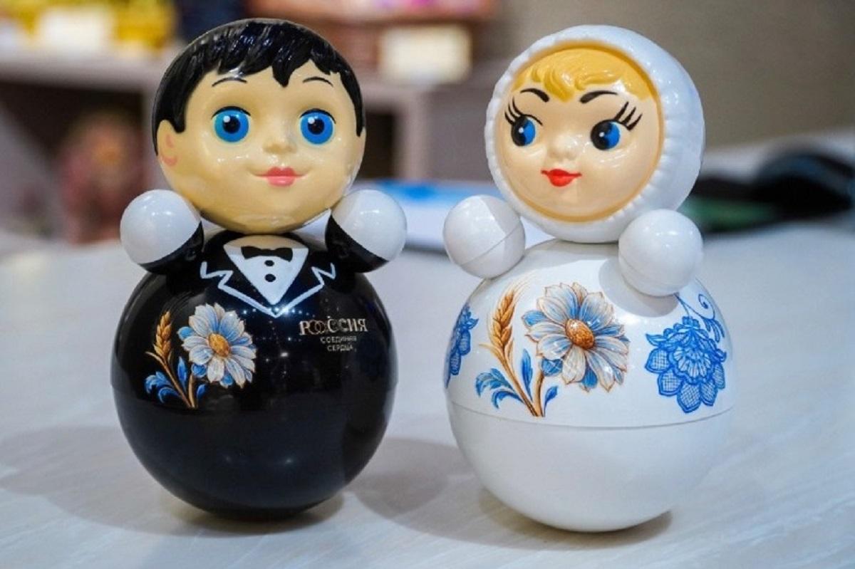 Котовские неваляшки станут сувенирами на Всероссийском свадебном фестивале в Москве