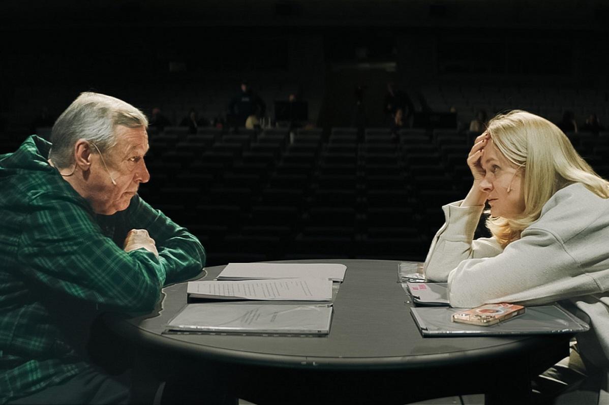 «Берегите нервы пенсионера!» Михаил Ефремов вернулся на большую сцену. Как это было