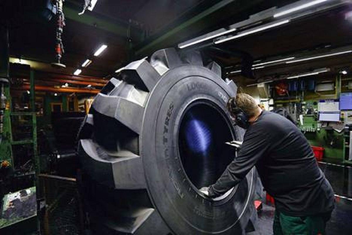 Финский дочерний шинный завод Nokian Tyres отправит в простой работников из-за приостановки производства