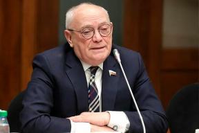 Комитет Государственной Думы отметил благодарственным письмом Заура Аскендерова за содействие развитию помощи пациентам с редкими заболеваниями