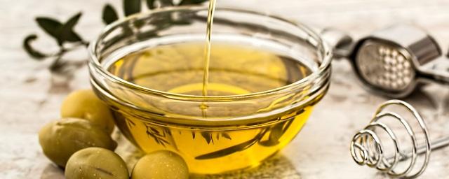 Диетолог Кабанов рассказал, что растительное масло поможет снизить развития деменции