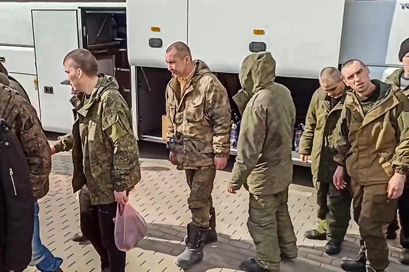 Россия и Украина обменялись военнопленными по формуле «95 на 95»