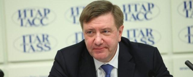 Валерий Колабутин покинул пост главы комитета по здравоохранению
