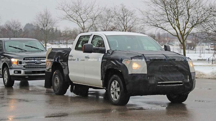 Новую Toyota Tundra 2020 засняли во время тестов