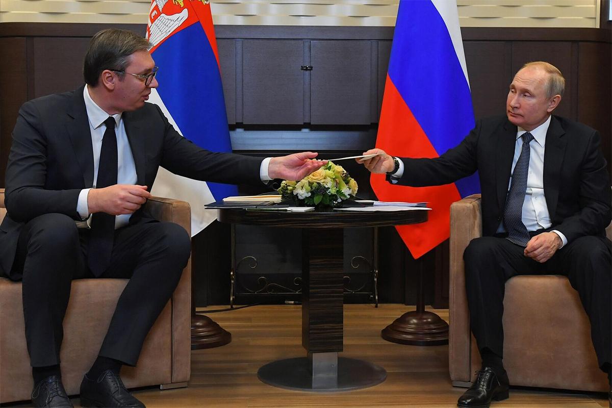 Вучич заявил, что Сербия занимается установкой фактов поставки оружия Украине