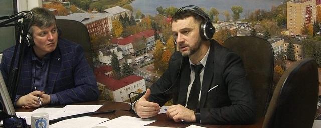 Виктор Неволин ответил на вопросы жителей в прямом эфире Раменского радио