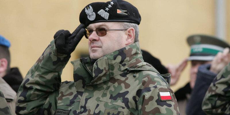 Польский генерал призвал депортировать из ЕС украинцев призывного возраста