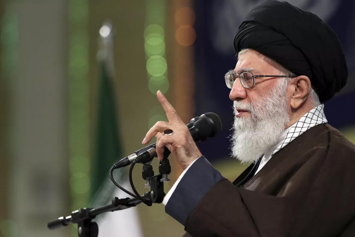 Верховный лидер Ирана опубликовал сообщение на иврите