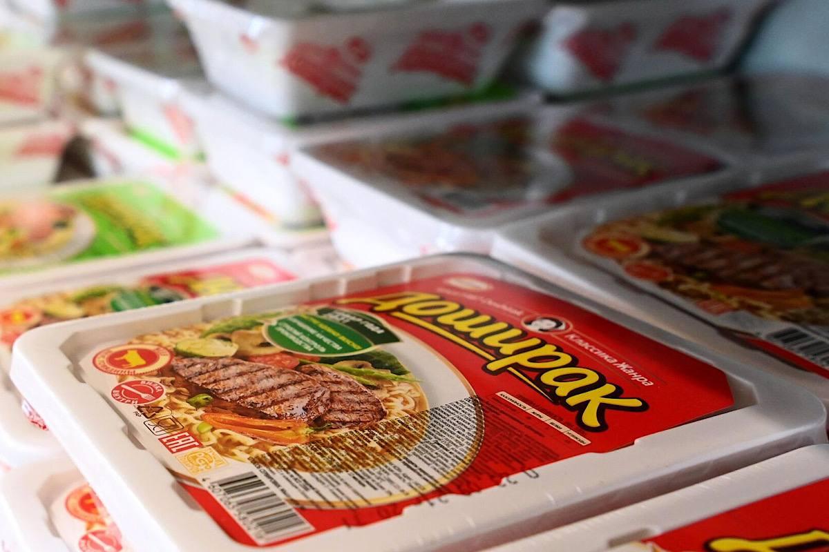 «Чиновница уволена, но дело ее живет»: в Абхазии ответили юмором на скандал с «Дошираком»