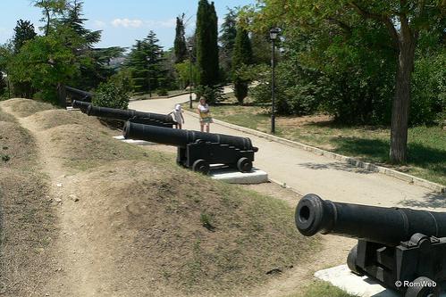 В Севастополе археологи обнаружили пушку времен Крымской войны