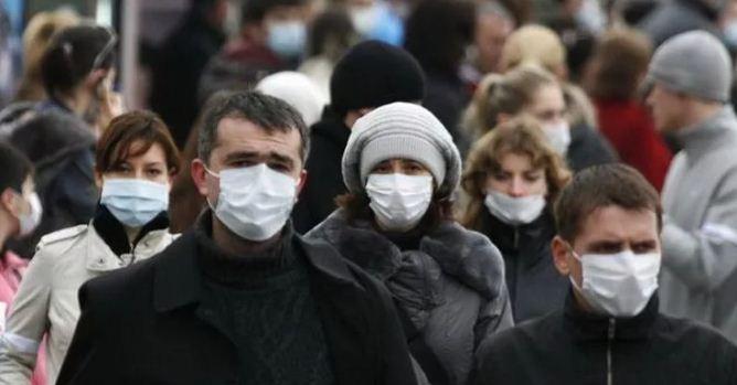 Пик пандемии в Петербурге придётся на новогодние каникулы