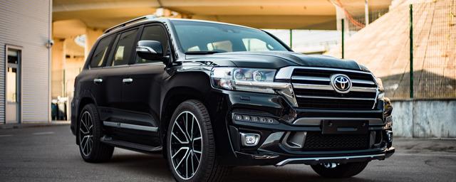 В Саратове госпредприятие покупает Land Cruiser почти за 9 млн рублей