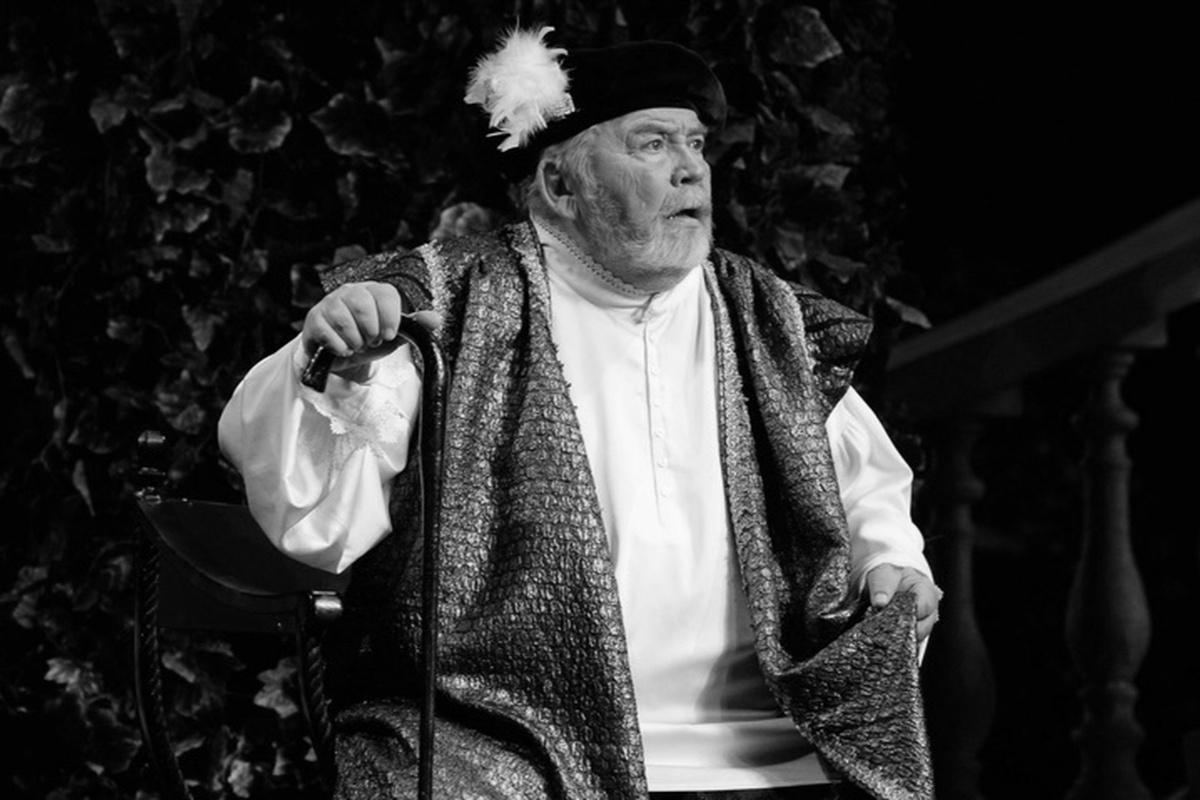 В Оренбурге ушёл из жизни актёр Владимир Бухаров прослуживший в театре более 25 лет