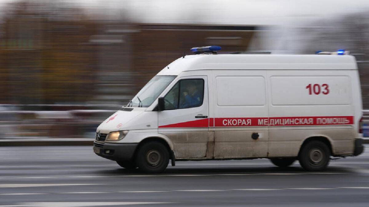 Более 20 машин столкнулись в Ленобласти, трое человек пострадали