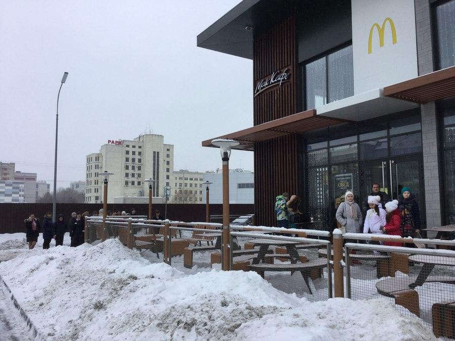 В Казани эвакуировали McDonald’s из-за подозрительного предмета