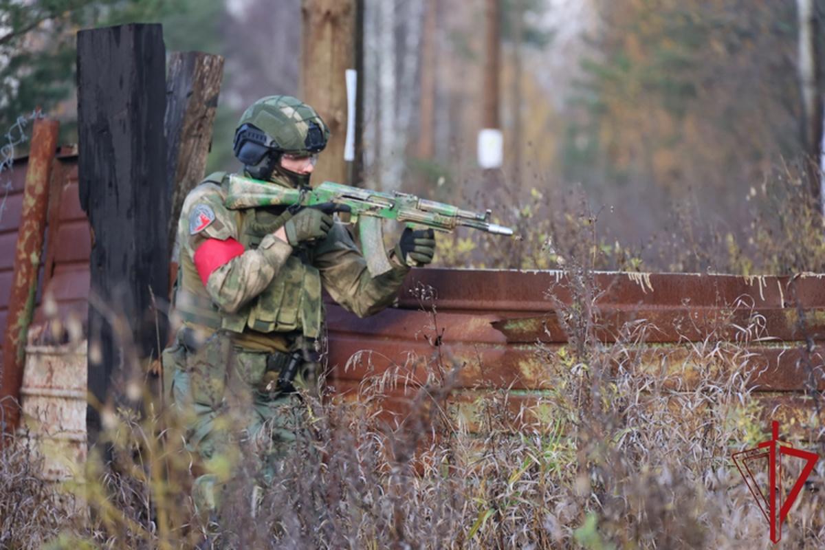 В ходе учений Росгвардия Петербурга разгромила условных диверсантов