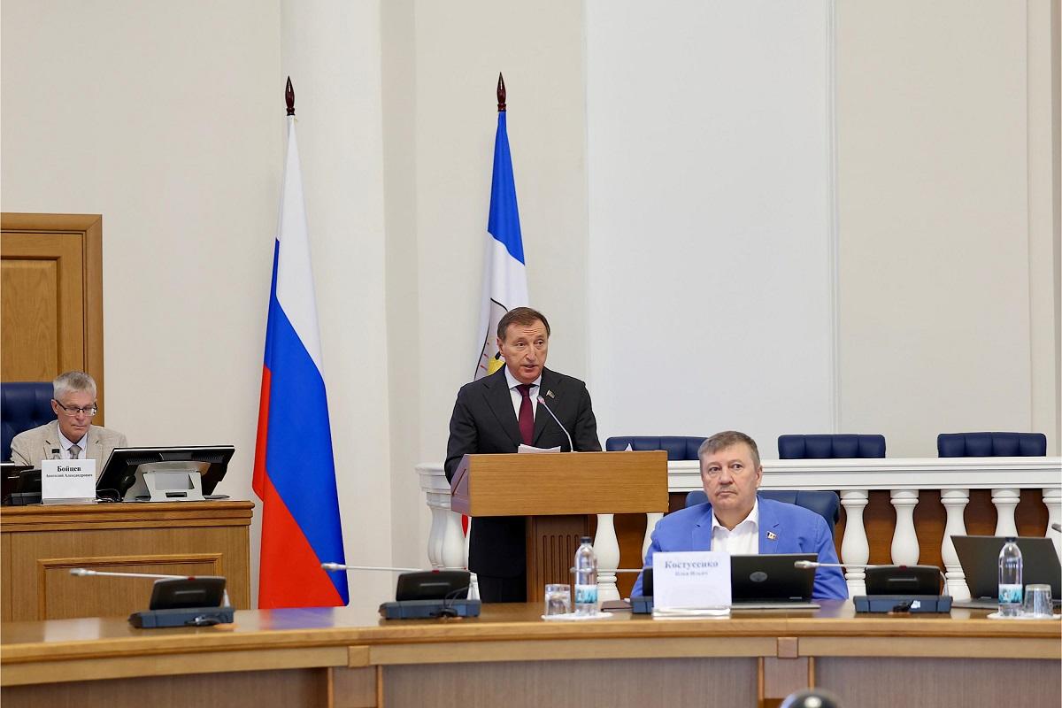 Спикер Народного Собрания Заур Аскендеров призвал к совместной работе над федеральными инициативами на конференции ПАСЗР