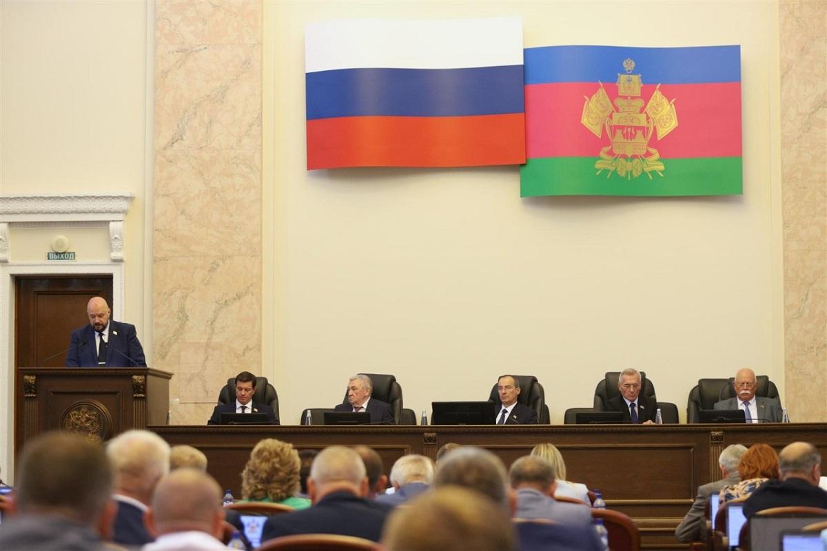 На сессии ЗСК рассмотрели вопрос об упразднении и создании судебных участков