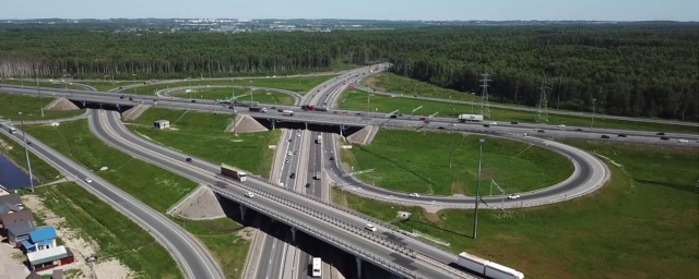 На КАД возле развязки с Мурманским шоссе ограничат движение