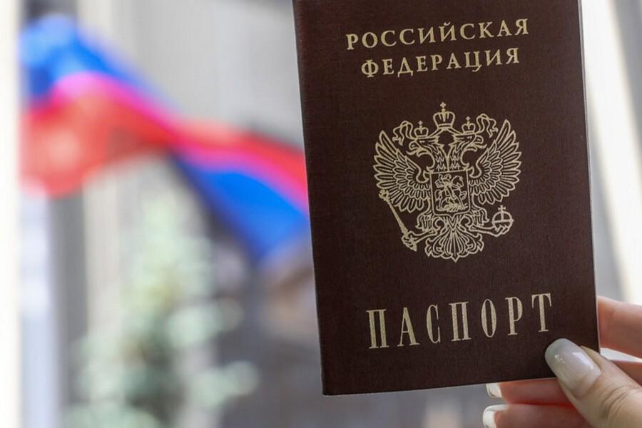 «Маскировочные» визы: как Чехия восстанавливает поток туристов из России