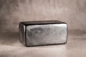 Цены на палладий на биржевых торгах достигли максимума с 2022 года