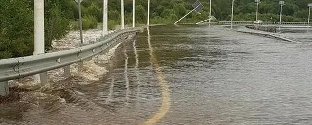 В Хабаровском крае смыло мост через реку Ургал