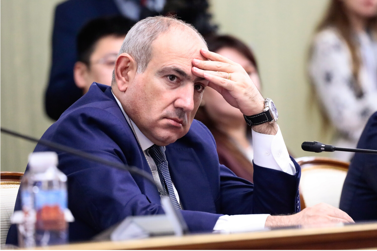 Пашинян заявил о попытке госпереворота в Армении