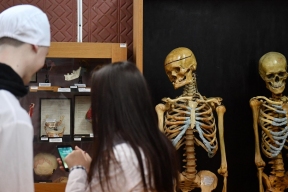 Депутат Куринный назвал сверхжестким законопроект об отработках для выпускников медвузов