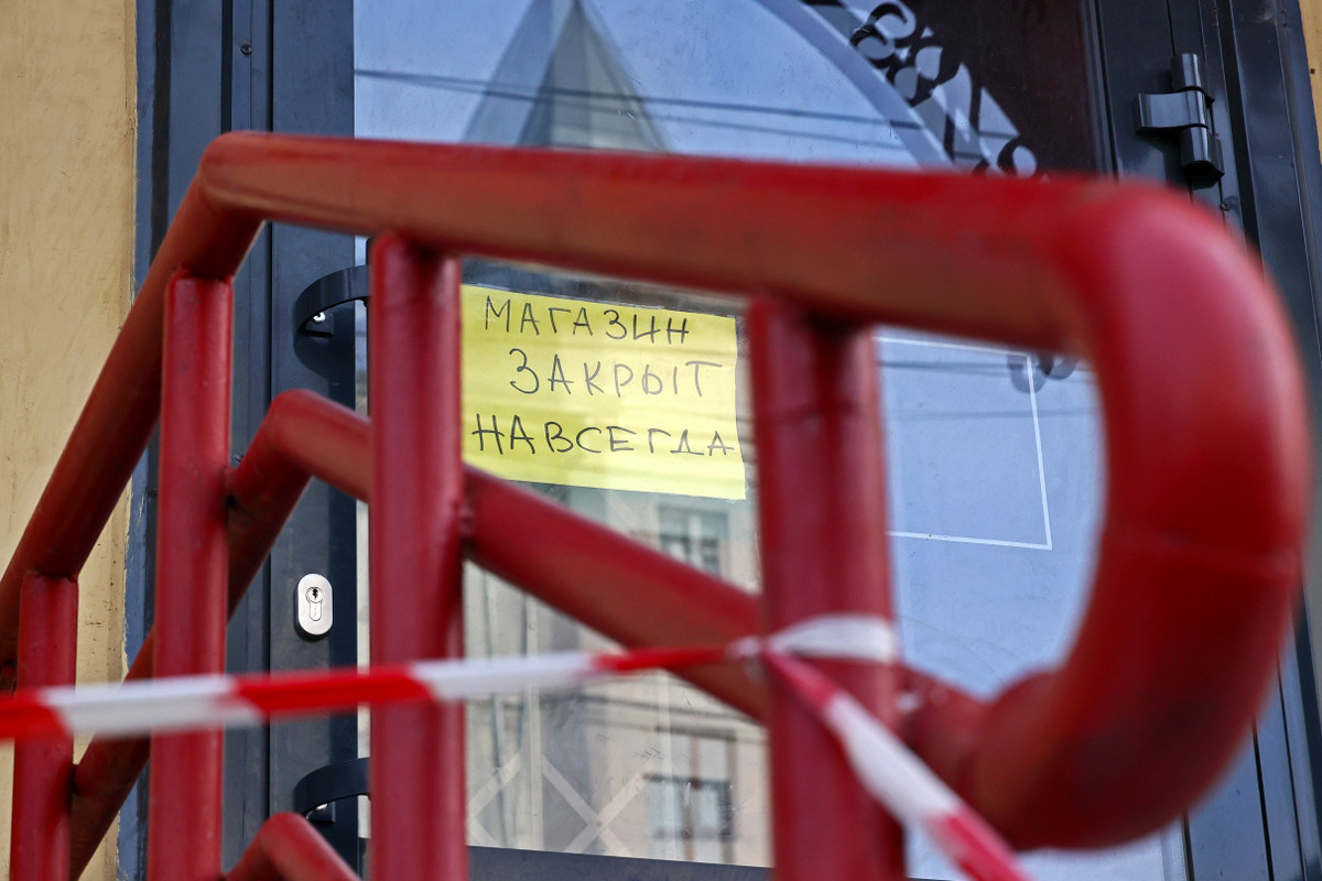 Губернатор Георгий Филимонов: В Вологодской области не осталось «наливаек» и точек продаж вейпов