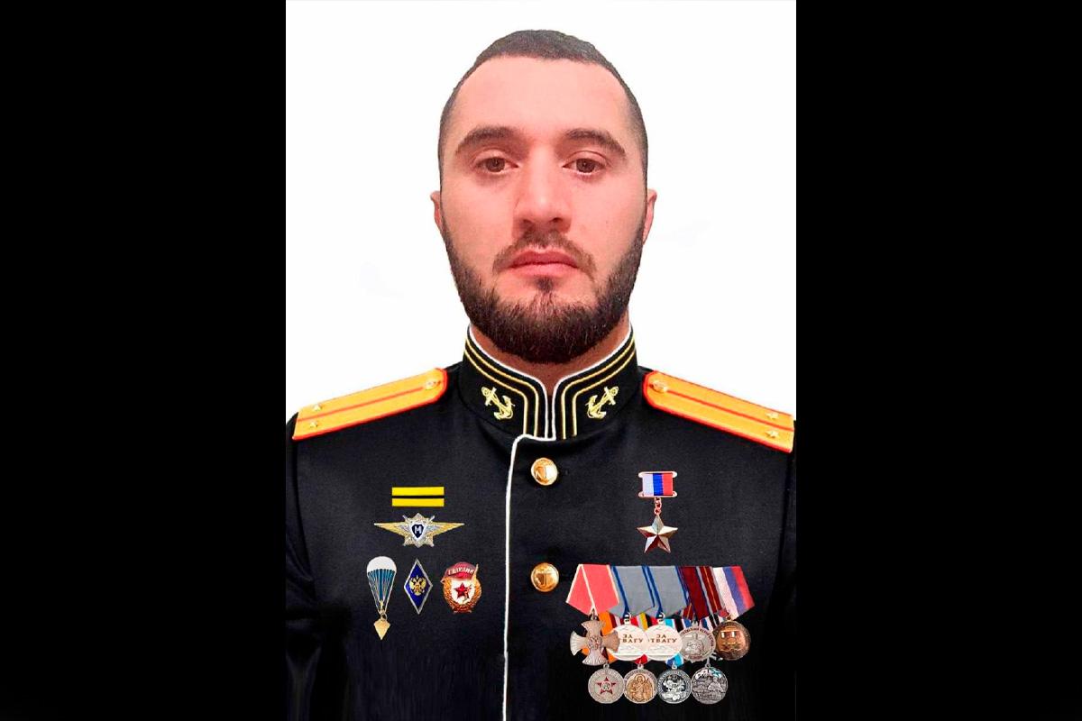 Спикер Народного Собрания Заур Аскендеров: Гвардии лейтенанту Исе Абдулхалимову из Дагестана посмертно присвоено звание Героя России