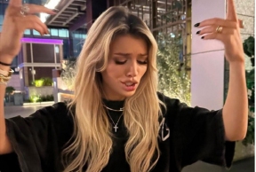 Звезда шоу «Удиви меня» фокусник Александр Наумов требует с Люси Чеботиной 1,7 млн рублей