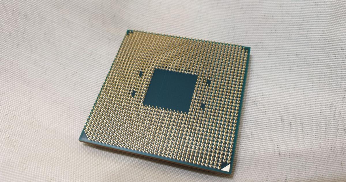 Стали известны подробности о новой материнской плате AMD X670E