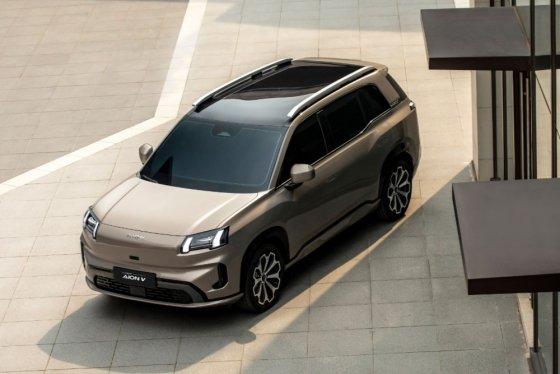 Китайский ответ Тесле: GAC привез в Россию электрокроссовер с запасом хода 580 км за 4 млн