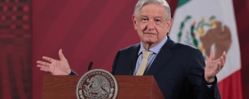Mexico's Obrador urged not to stir up scandal over Russian soldiers at parade