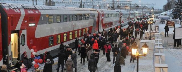 Скорый двухэтажный поезд отправился в первый рейс из Ижевска в Москву