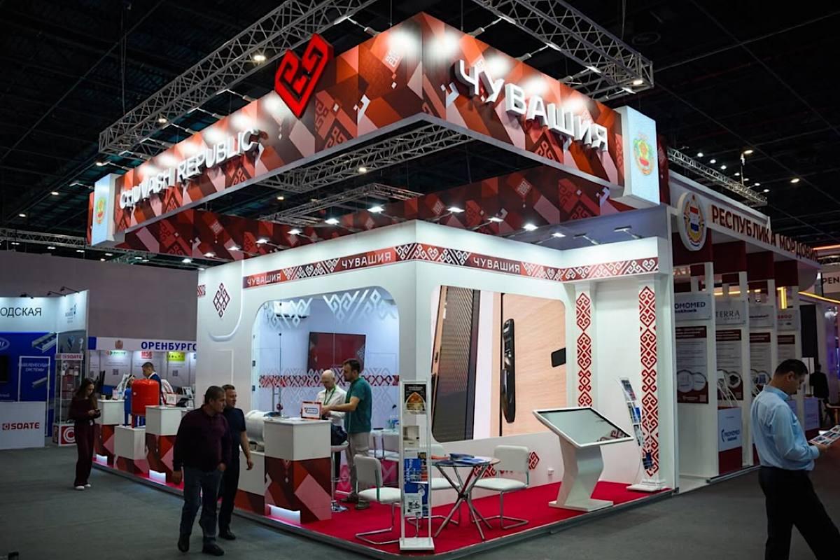 Чувашия демонстрирует свои промышленные успехи на международной выставке «Иннопром–2025»
